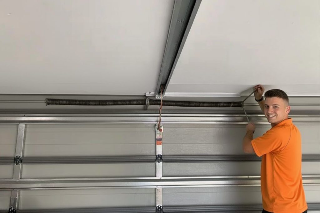 Garage Door Repair Experts in Mesa